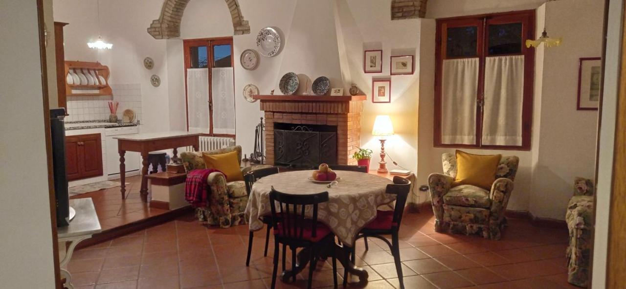 Casa Bartolacci Charme In Bivigliano Ngoại thất bức ảnh
